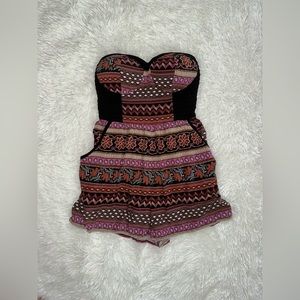 Strapless romper with pockets